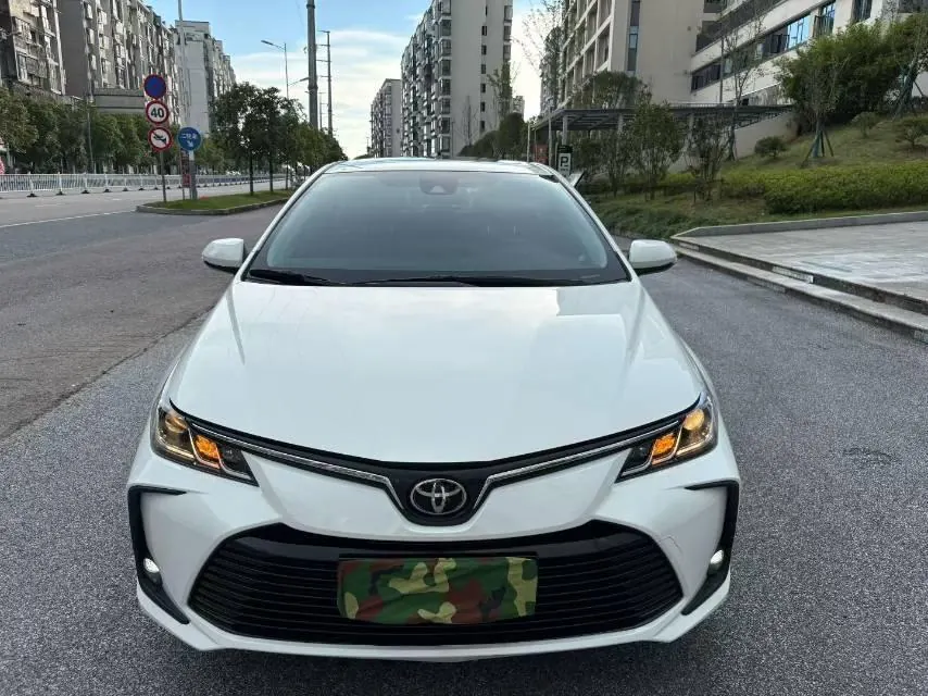 Toyota 2023 corolla 1.2T stepless elite version of automatic gear 2