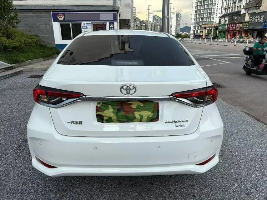 Toyota 2023 corolla 1.2T stepless elite version of automatic gear 5
