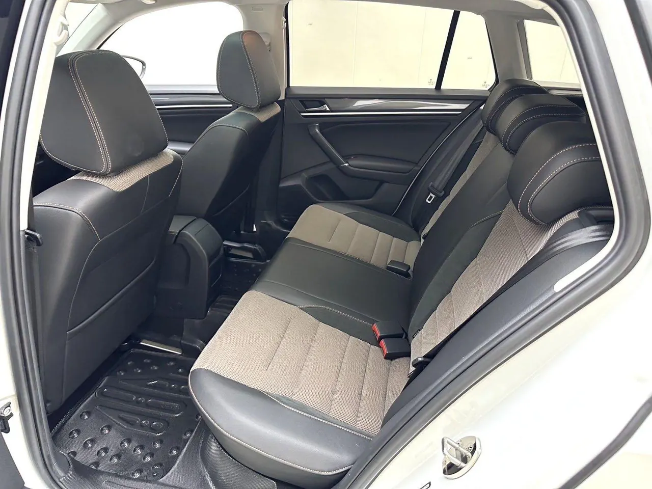 Volkswagen 2020 C- TREK (Wei Ling) 1.5 Comfortable Automatic Transmission 5