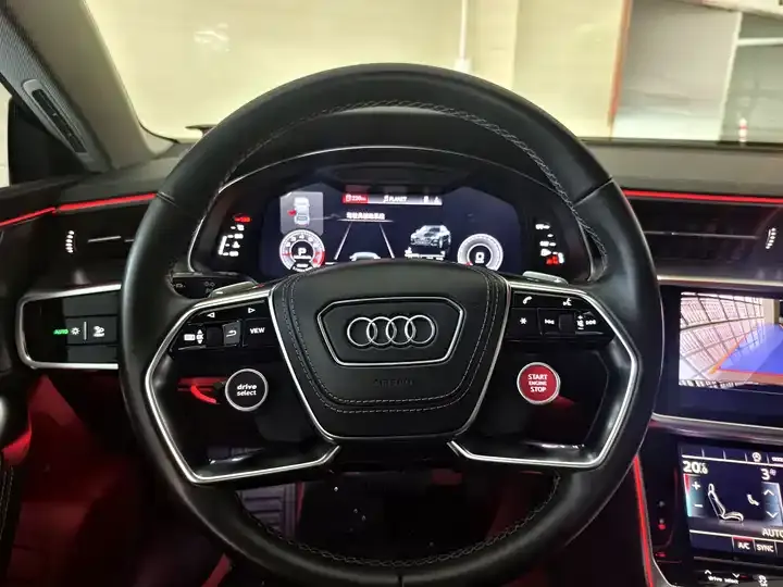 Audi A7L 2024 45 TFSI Luxury Model 8