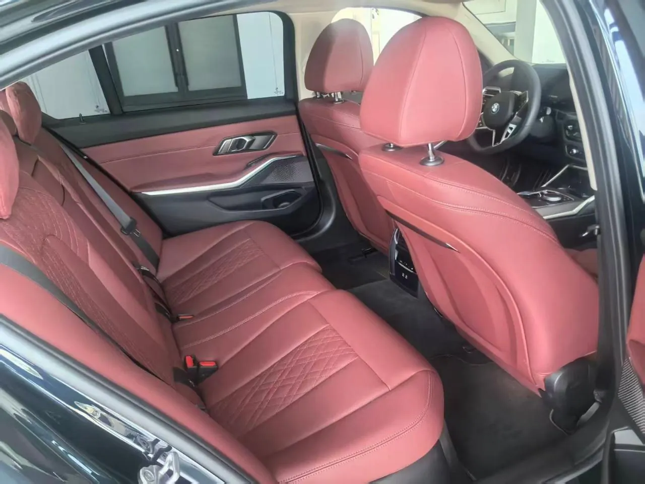 BMW 2025 i3 eDrive 40 L obsidian night sports suit automatic gear 3