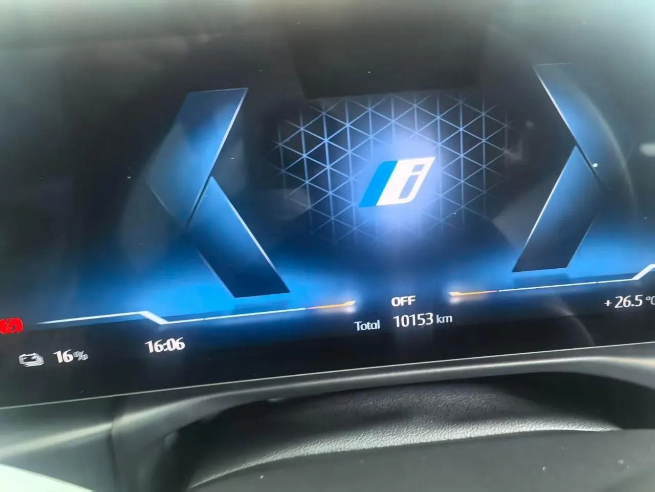 BMW 2025 i3 eDrive 40 L obsidian night sports suit automatic gear 5