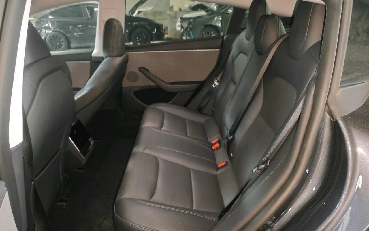 Tesla 2025 Model 3 Rear-Wheel-Drive Edition (facelift) Automatic Transmission 6