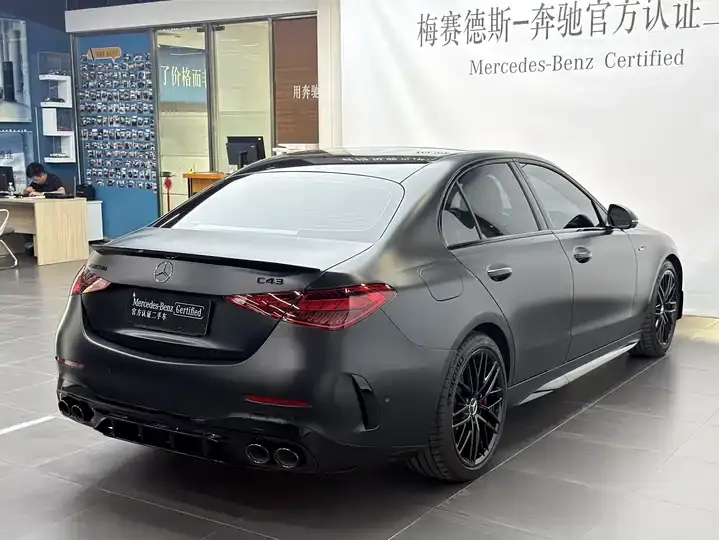 Mercedes Benz Class C AMG 2026 AMG C 43 4MATIC 12