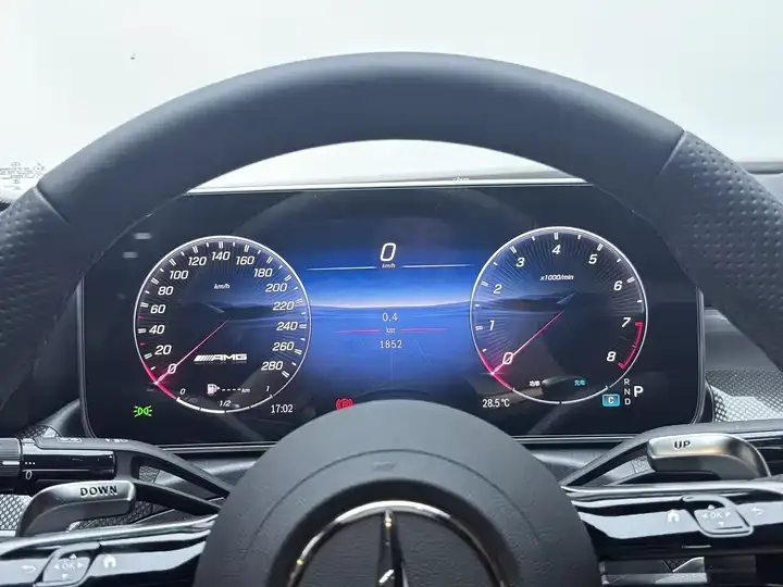 Mercedes Benz Class C AMG 2026 AMG C 43 4MATIC 3