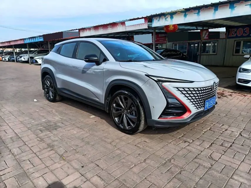ChangAn 2021 UNI-T 1.5T Sports Flagship Automatic Gear 2