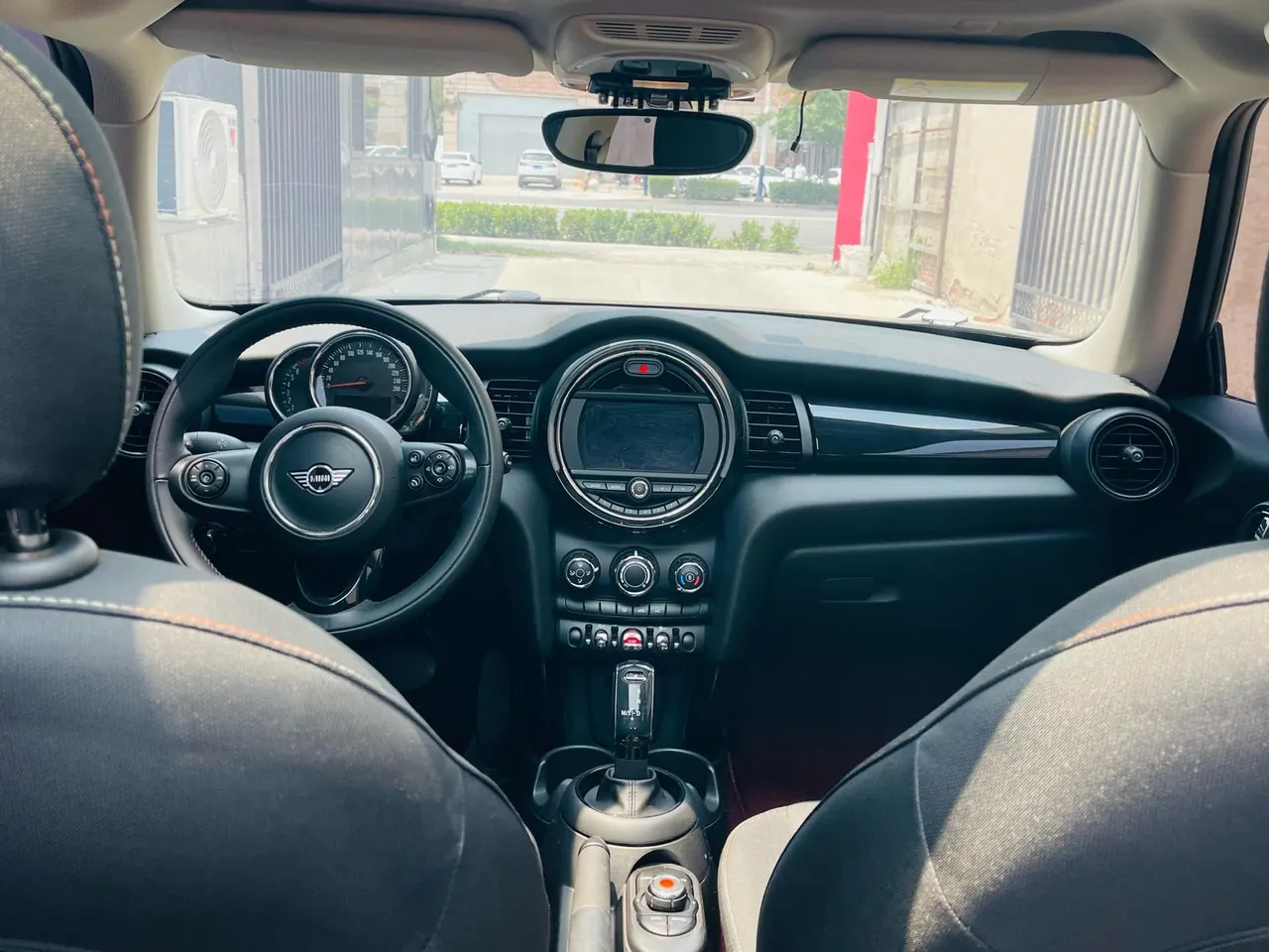 MINI Mini (imported) 2020 Mini One 1.5T automatic gear 6
