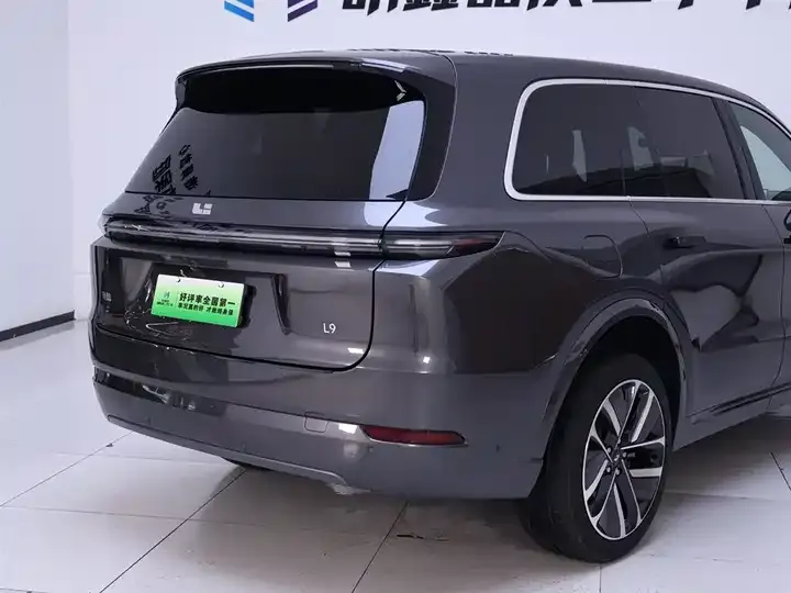 Li L9 2022 Max 8