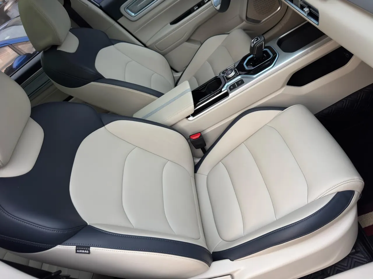 Geely 2023 icon 1.5TD protagonist automatic gear 17