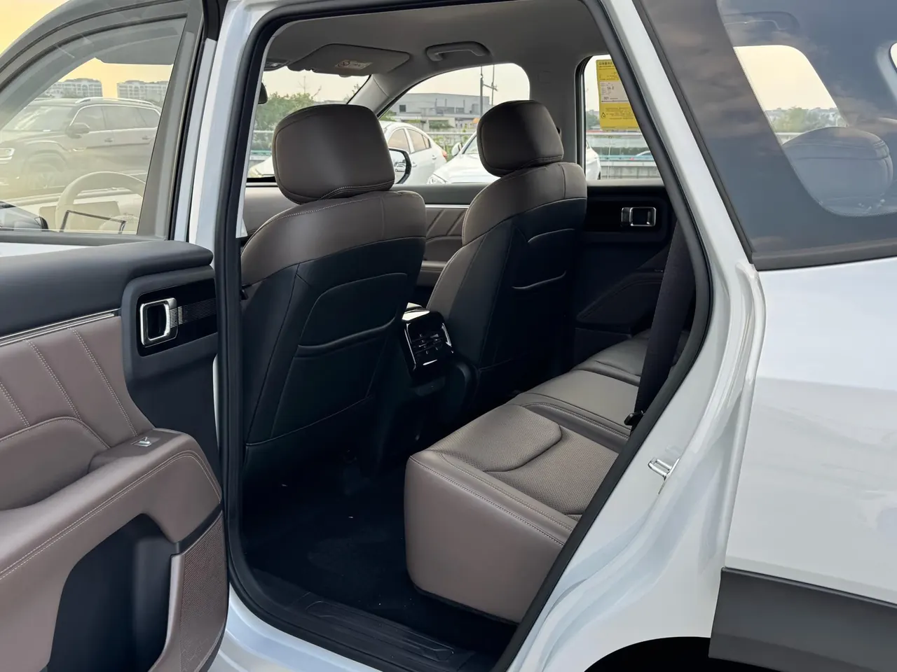 WuLing 2026 Starlight 560 1.5 Stepless 125km Luxury Automatic Transmission 9