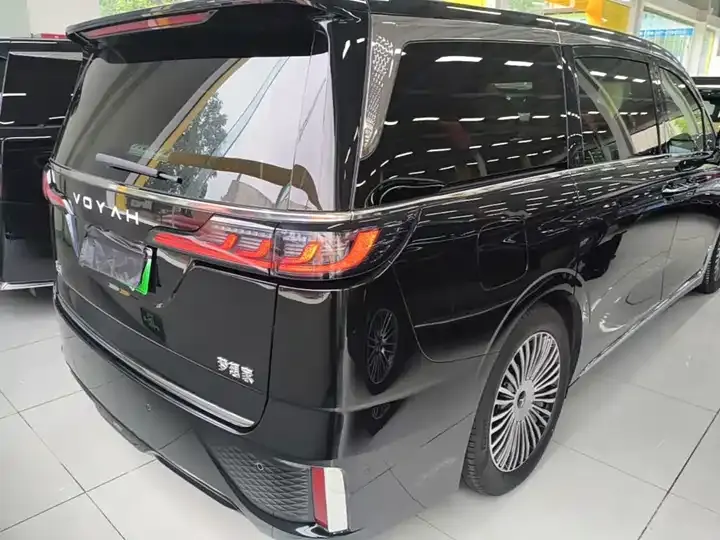 Voyah Dreamer 2025 PHEV Four-wheel Drive Flagship Kunpeng Edition 7
