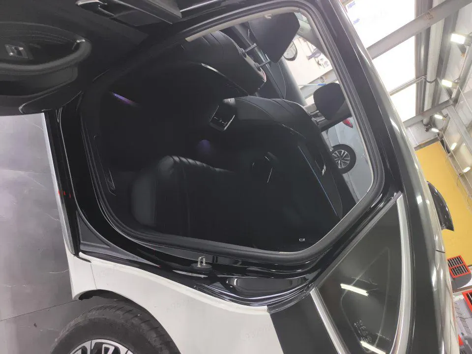 HongQi 2024 H5 2.0T Zhilian Qi Chang Edition Automatic Gear 3
