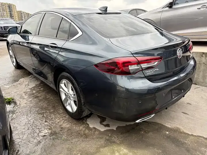 Regal 2019 to 20T Luxury Country VI 12