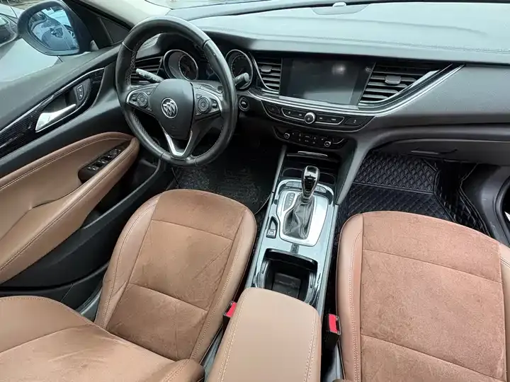 Regal 2019 to 20T Luxury Country VI 8