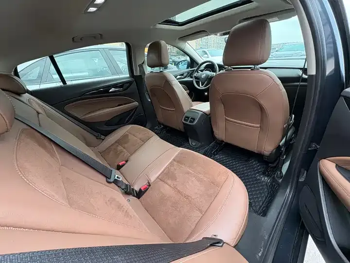 Regal 2019 to 20T Luxury Country VI 9
