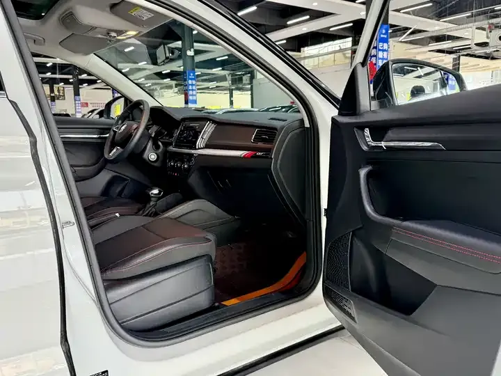 Komick 2022 GT 1.5L Auto Premium Edition 9