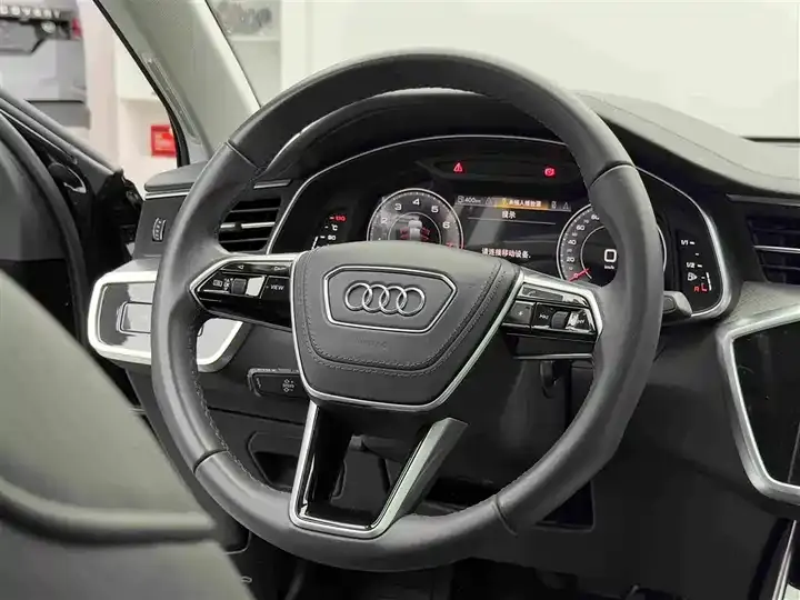 Audi A6L 2024 45 TFSI Selected Dynamic Type 12