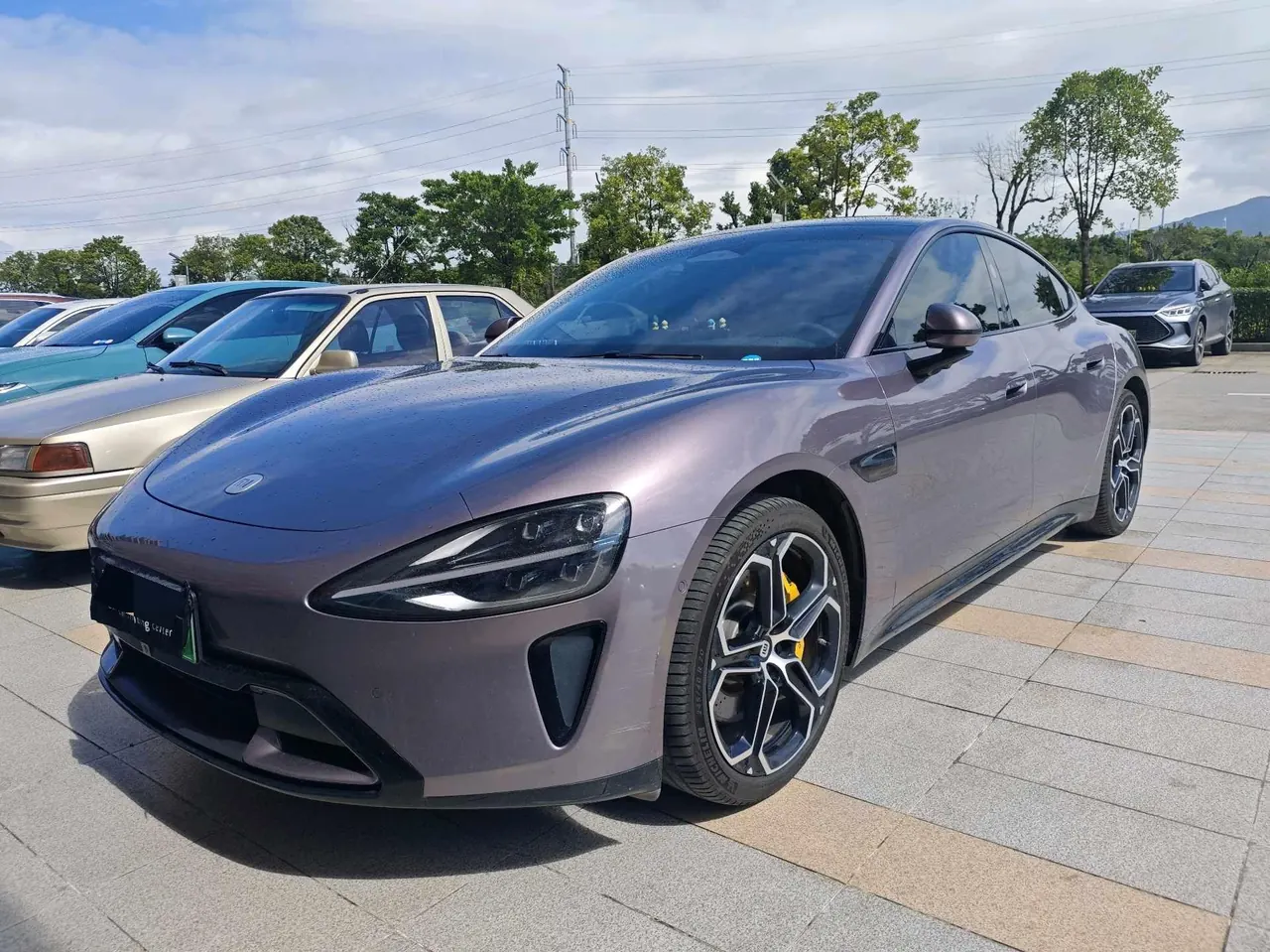 MI 2024 SU 7 700km Rear Drive Long Endurance Smart Driving Edition Automatic Gear - View 1