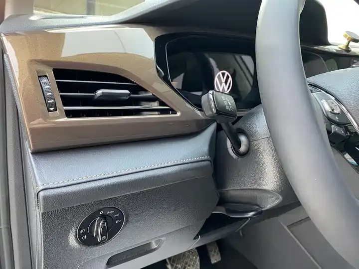 Tougu 2022 280TSI Two-Wheel-Drive Luxury Edition 11