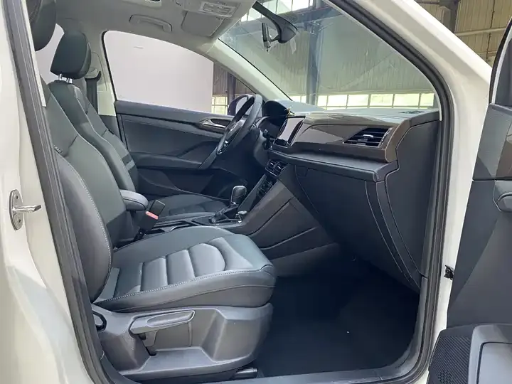 Tougu 2022 280TSI Two-Wheel-Drive Luxury Edition 9