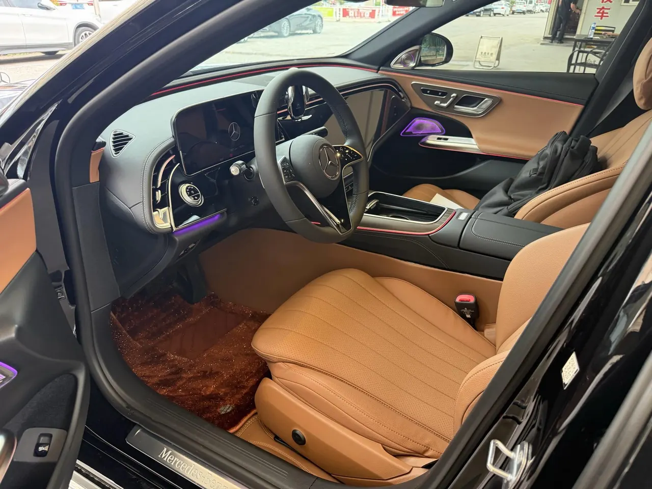 Mercedes Benz E Class 2026 E 300 L 48V 2.0T Luxury (Modified) Automatic Gear - View 1