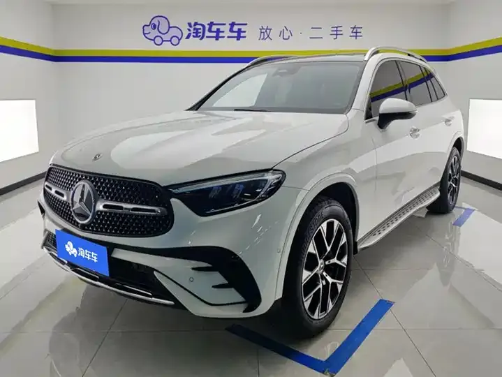 Mercedes Benz GLC 2023 GLC 260 L 4MATIC Luxury 7-seat - View 1