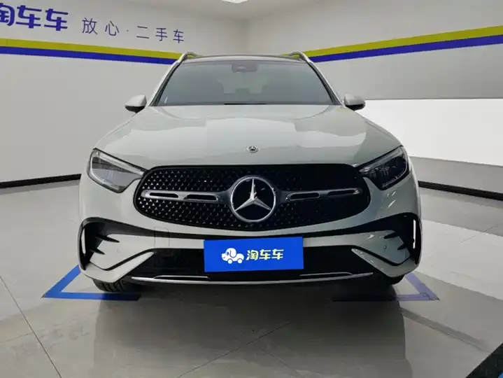 Mercedes Benz GLC 2023 GLC 260 L 4MATIC Luxury 7-seat 2