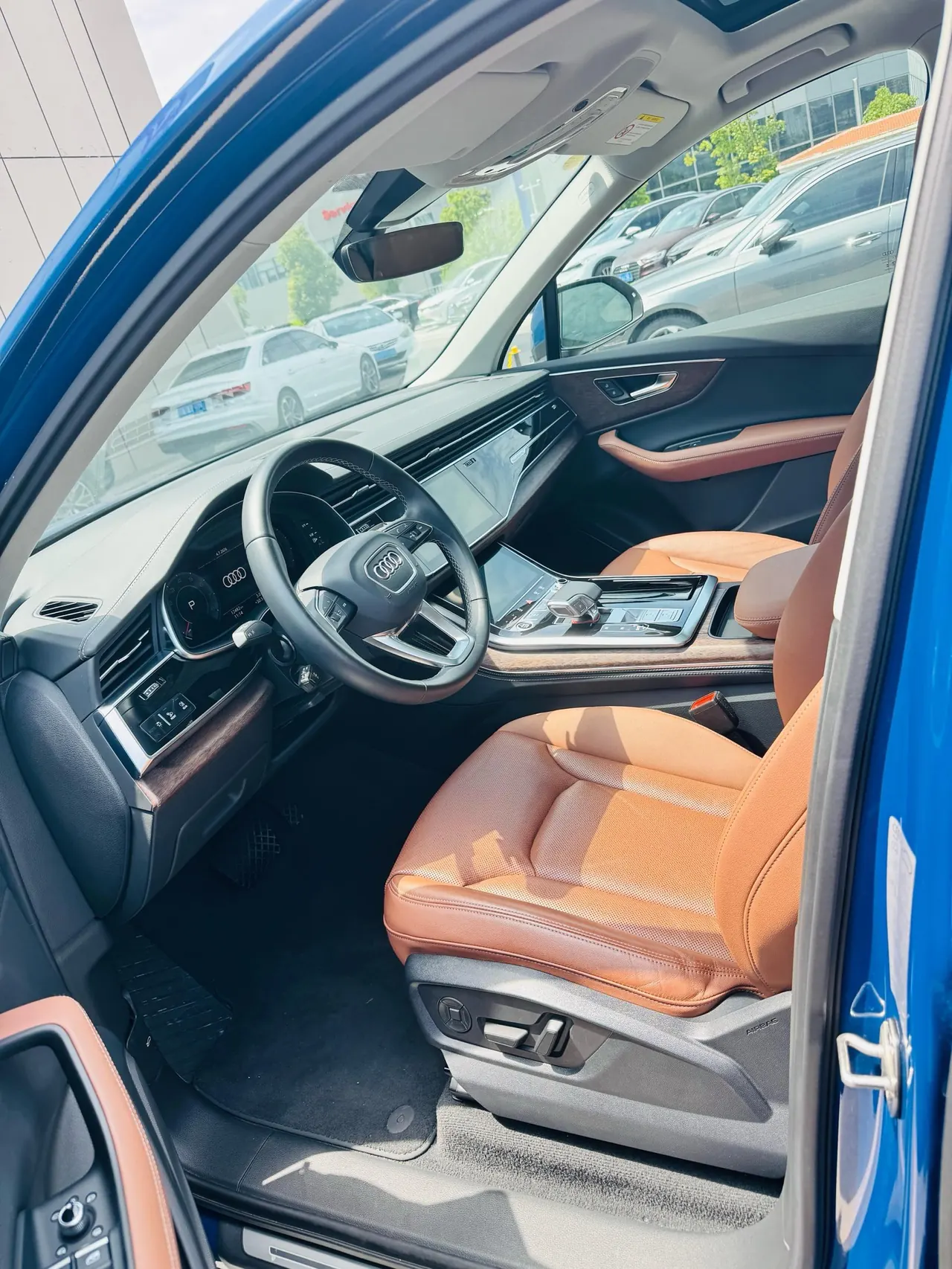 Audi Q7 (Imported) 2025 Q7 2.0TFSI 45TFSI Quattro S line Sports Automatic 2