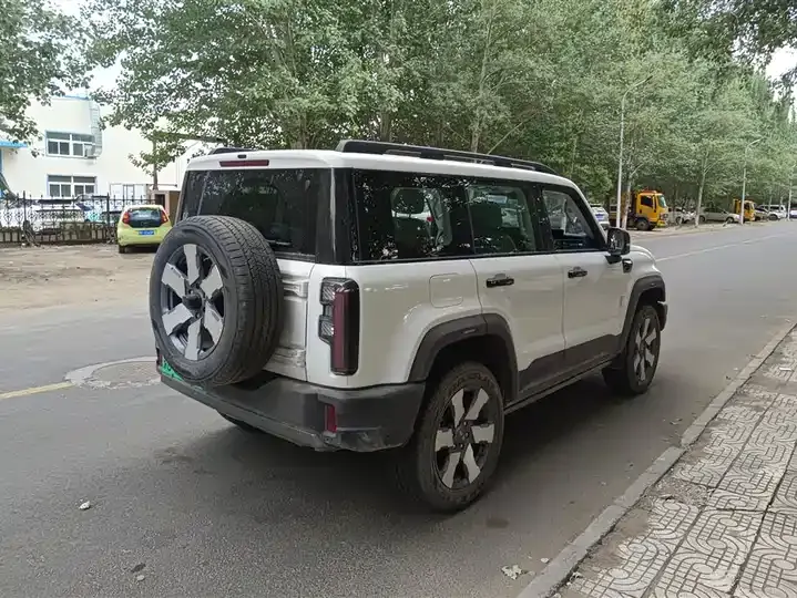 Beijing cross-country BJ40 extended range 2025 yuan environment smart version 3