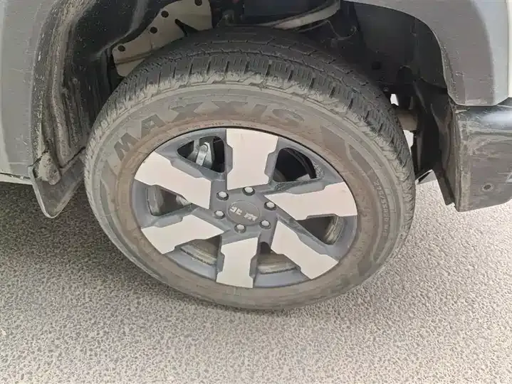 Beijing cross-country BJ40 extended range 2025 yuan environment smart version 6