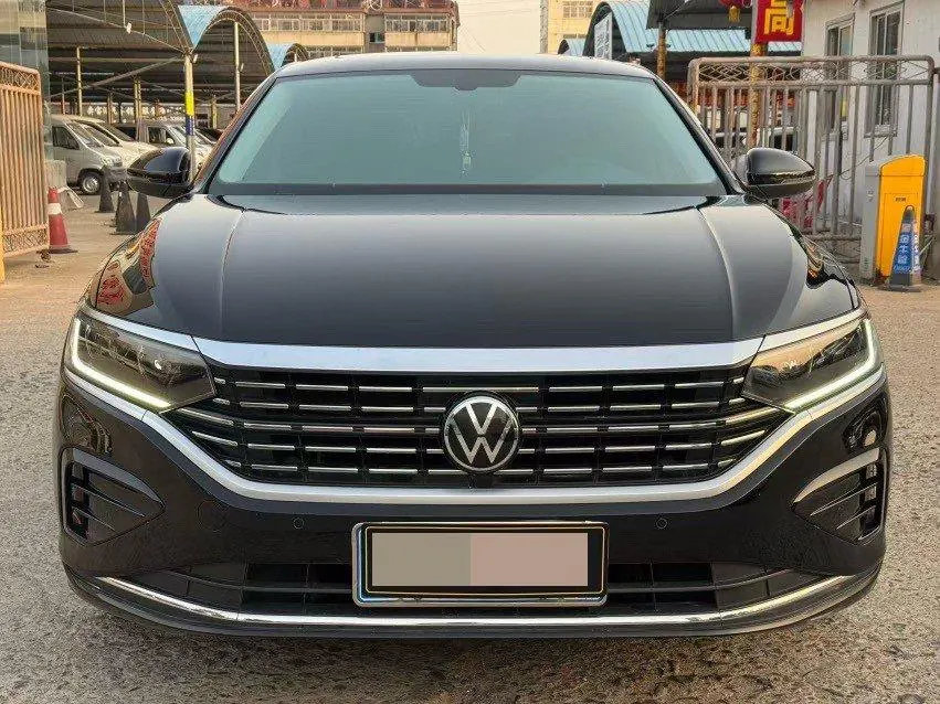 Volkswagen 2023 Passat 2.0TSI 330TSI Star Elite Edition (Modified) Automatic Gear 3