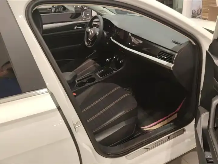 Lavida 2021 280TSI DSG Comfort Version 8