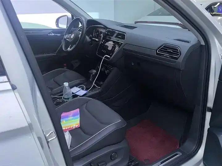 Tiguan L Plug-in Hybrid 2021 430PHEV Plug-in Hybrid Ultimate Edition 8