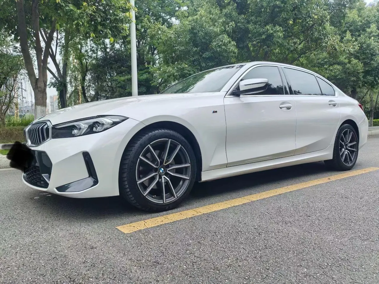 BMW 3 Series 2023 320Li 2.0T M Sports Suit Automatic Gear - View 1