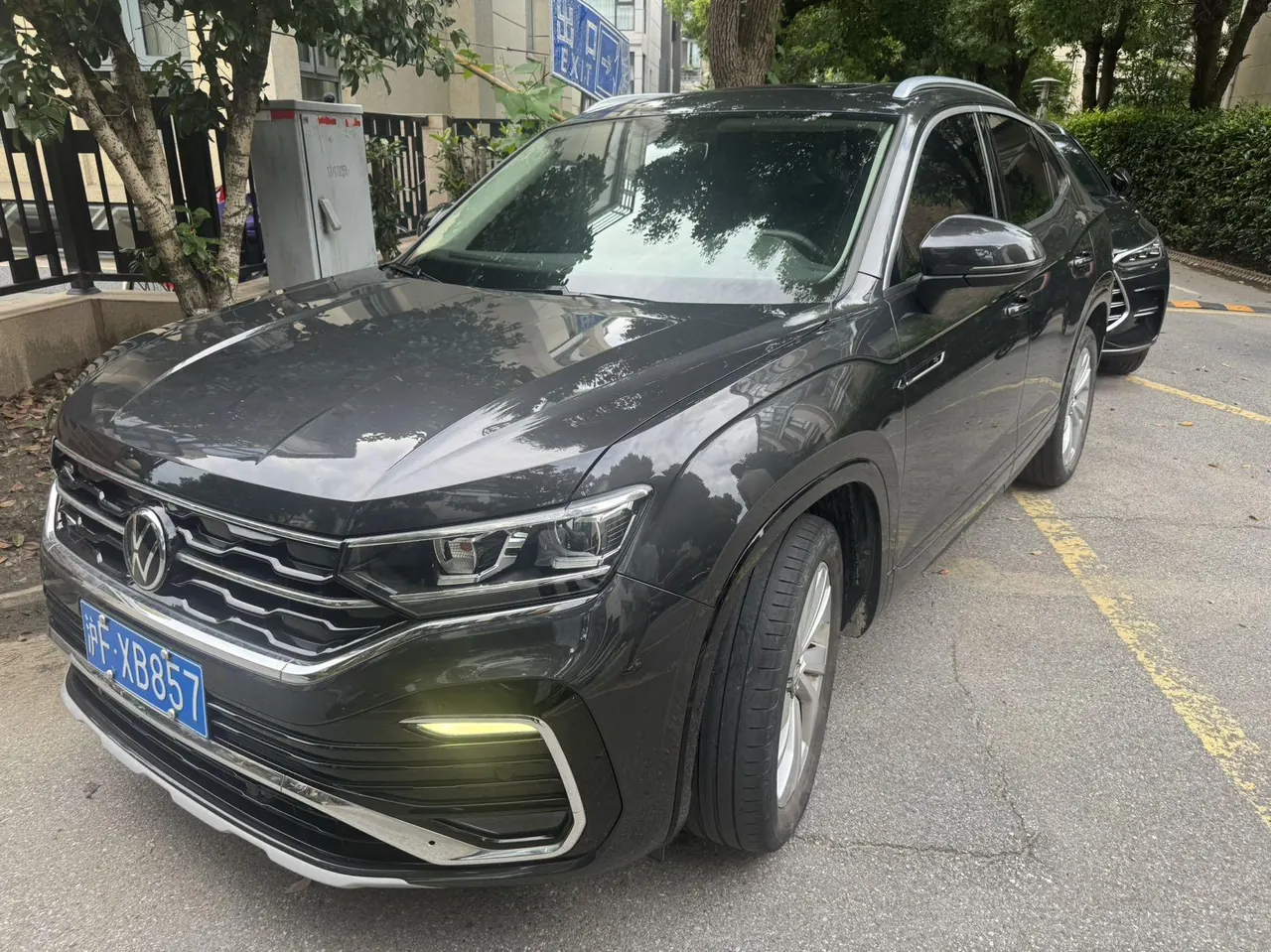 Volkswagen 2020 Tanyue X 2.0TSI 330TSI Two-Drive Distinguished Intelligent Joint Edition Automatic Gear - View 1