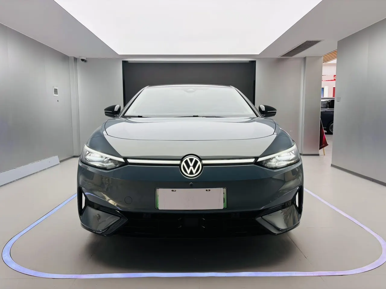 Открыть галерею: Volkswagen 2024 ID. 7 VIZZION PRO automatic transmission