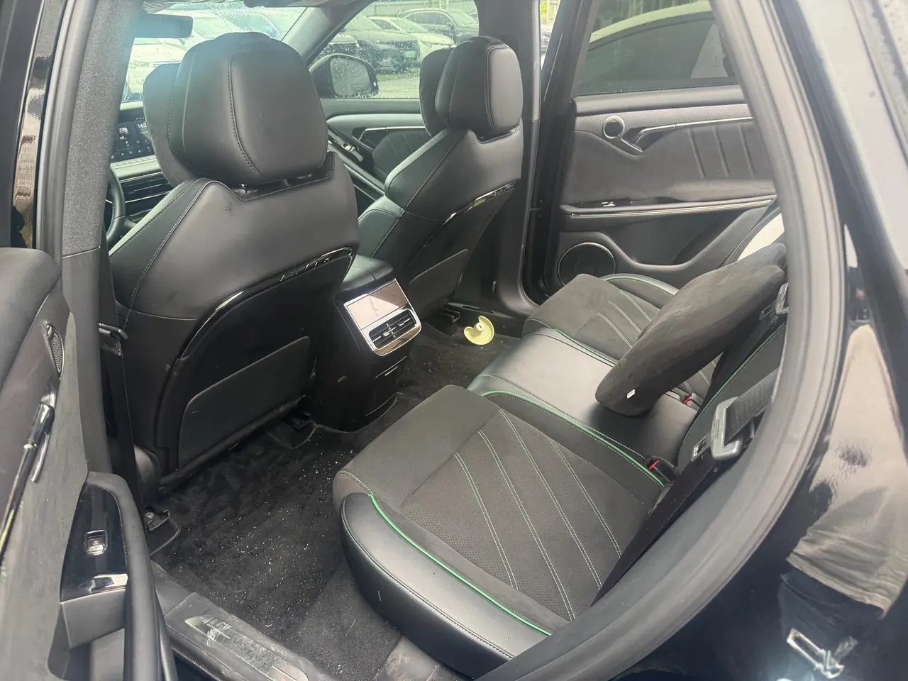 Voyah 2025 FREE 318 259km Four-wheel Drive Exploration Edition Automatic Gear 4