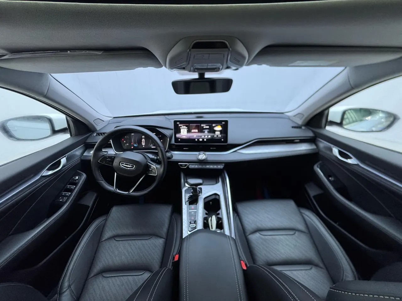 Geely 2021 xingrui 2.0T luxury automatic gear 4