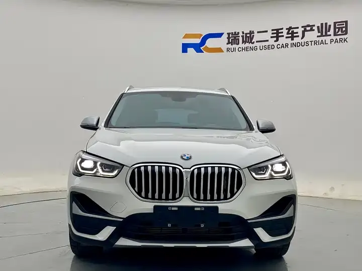 BMW X1 2021 sDrive20Li exclusive type 2