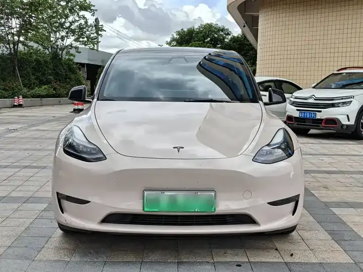 Model Y 2022 Performance High Performance All Wheel Drive 2