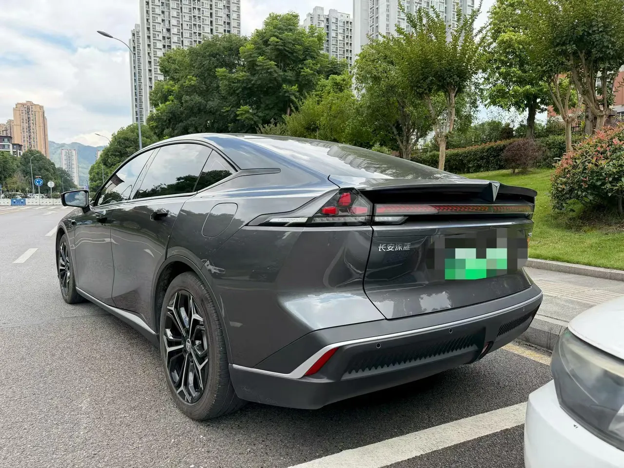 ChangAn Deepal 2023 SL 03 200Max Range-extended Automatic Gear 2