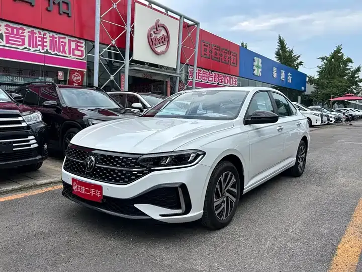 Lavida 2024 300TSI DSG Starry Sky Flagship Edition - View 1