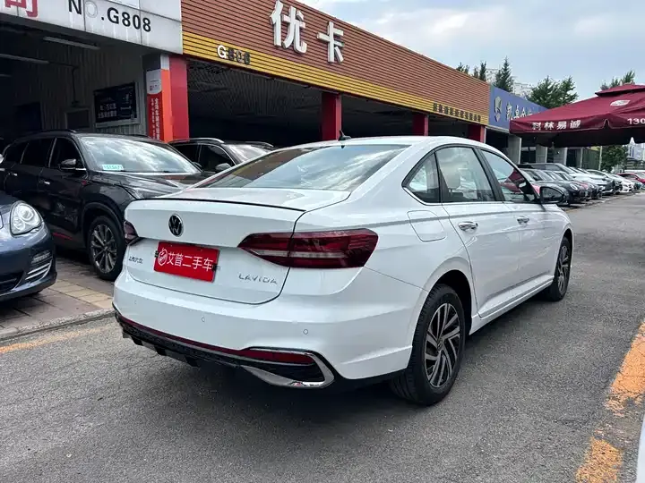 Lavida 2024 300TSI DSG Starry Sky Flagship Edition 3