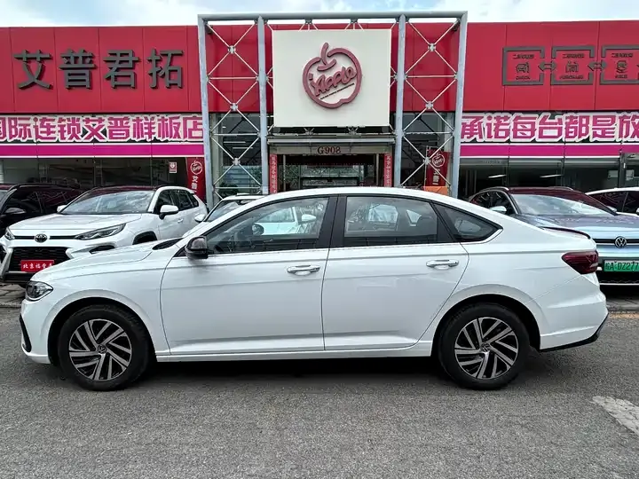 Lavida 2024 300TSI DSG Starry Sky Flagship Edition 5