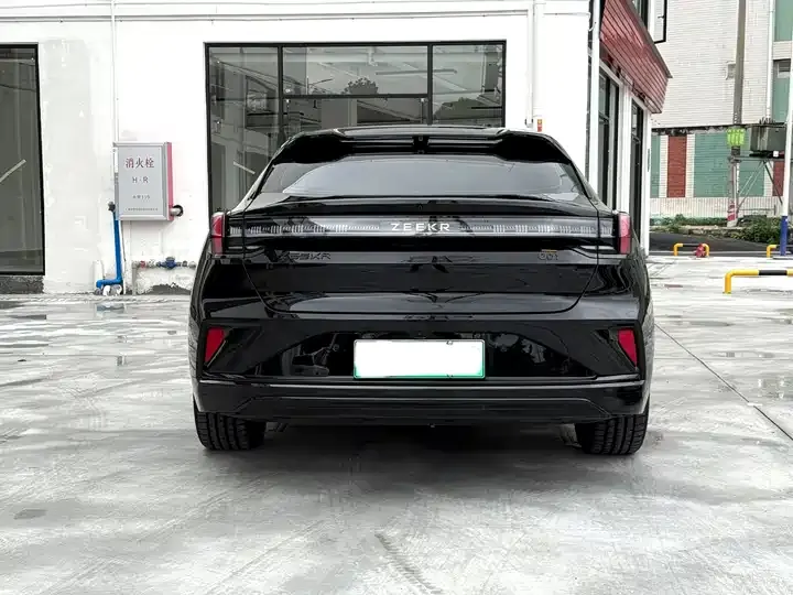 Zeekr 001 2025 WE Edition 95kWh Four-wheel Drive 6