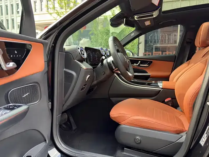 Mercedes Benz GLC 2024 GLC 300 L 4MATIC Dynamic 7-seat 6