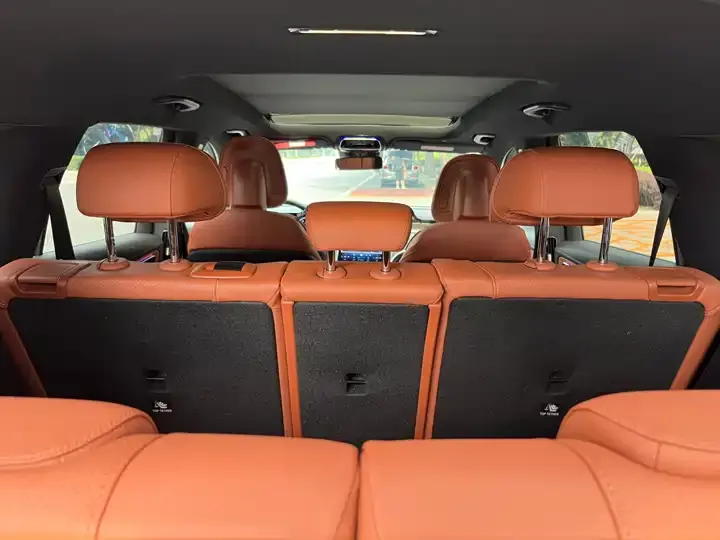Mercedes Benz GLC 2024 GLC 300 L 4MATIC Dynamic 7-seat 8