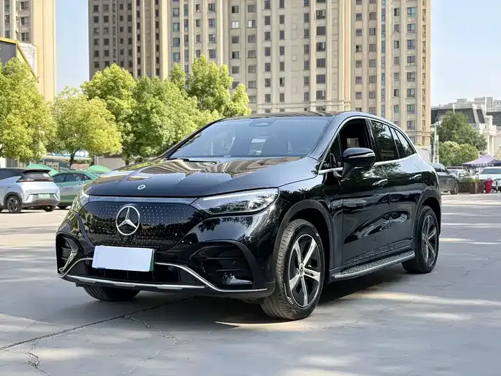 Open image lightbox: Mercedes Benz EQE SUV 2024 500 4MATIC Pioneer Edition
