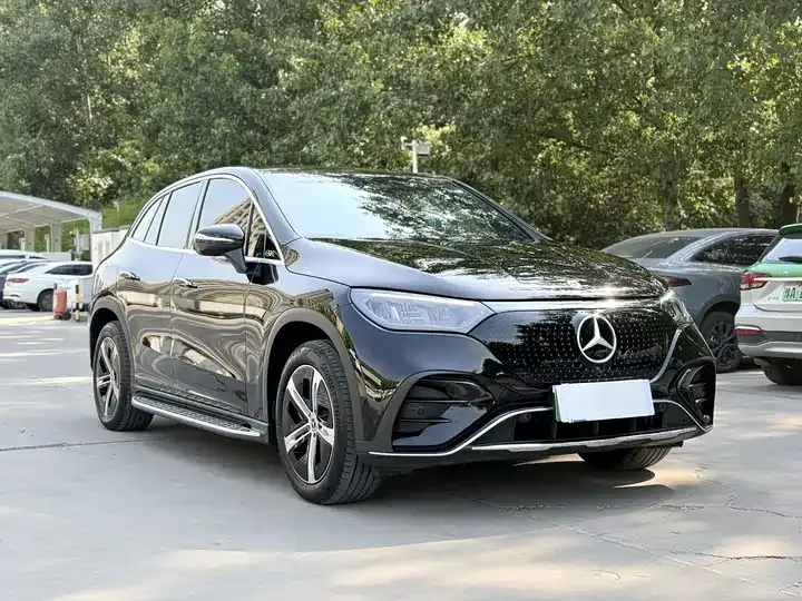 Mercedes Benz EQE SUV 2024 500 4MATIC Pioneer Edition 3