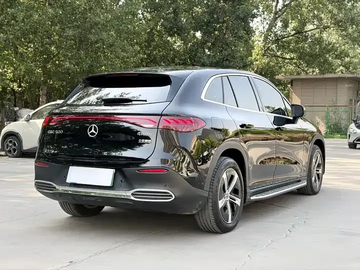Mercedes Benz EQE SUV 2024 500 4MATIC Pioneer Edition 4